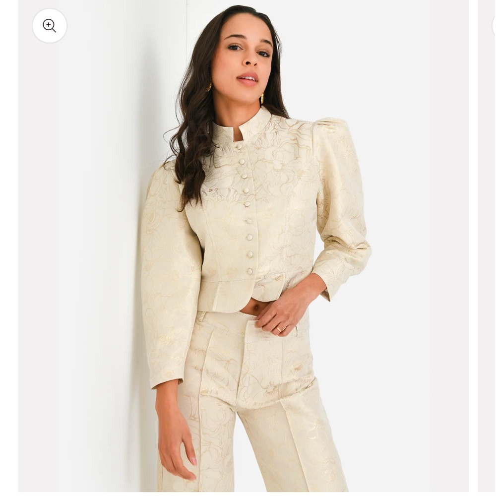 ISO D’estree women’s Amoako smart jacquard jacket